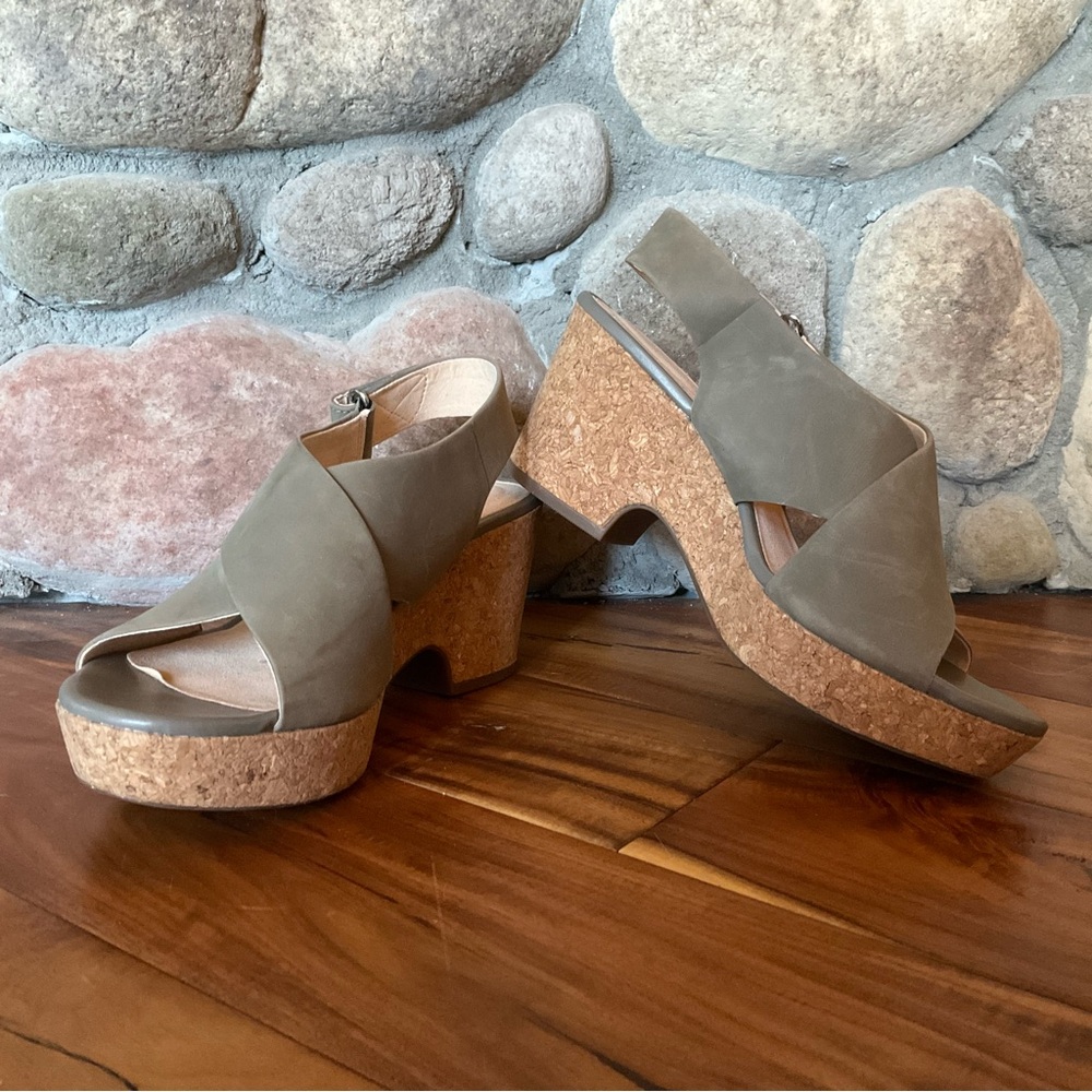 Clarks Olive-Taupe Cork Platform Sandals